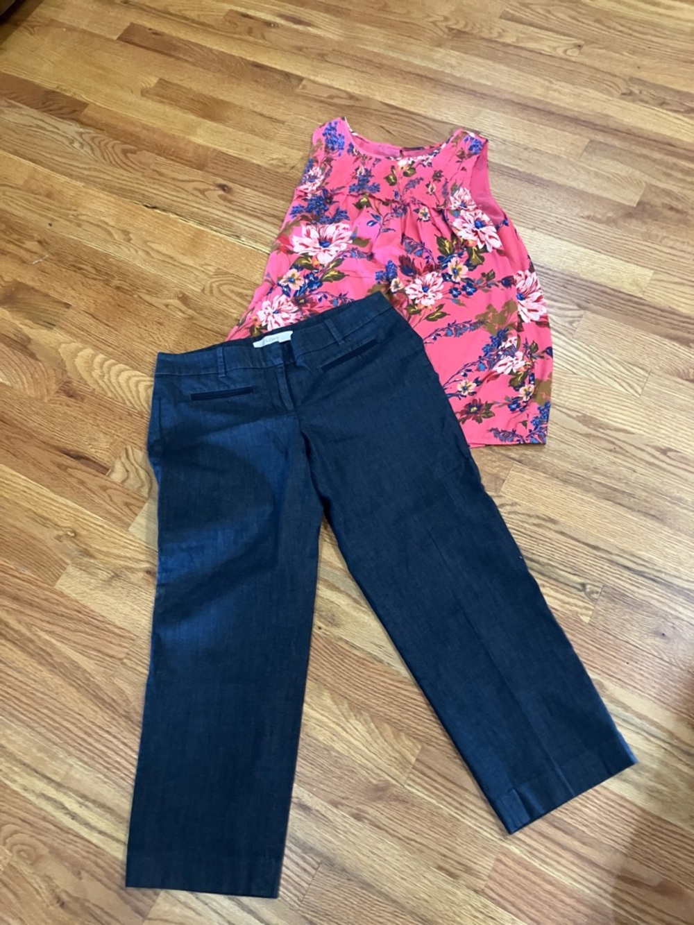 LOFT Dark Blue Cropped Dress Pants Sz 2 and Pink Floral Smocked Tank Sz S EUC.